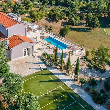 База отдыха Istria Nuova Luxury Rezanci