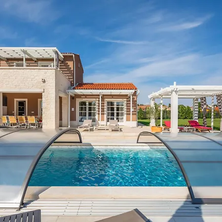 פארק נופש Istria Nuova Luxury 5*
